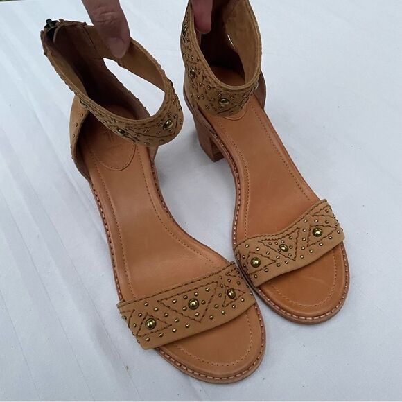 FRYE Women's Brielle Deco Back Zip Sandal Sand Oiled Nubuck size 10 - Picture 12 of 12